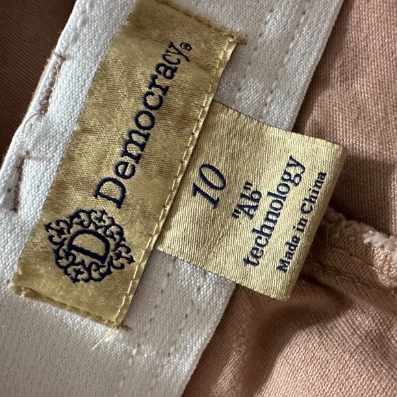 Democracy Ab Technology Jean sz 10 Raw Hem mid Rise Straight Cropped mauve pink - Picture 4 of 5